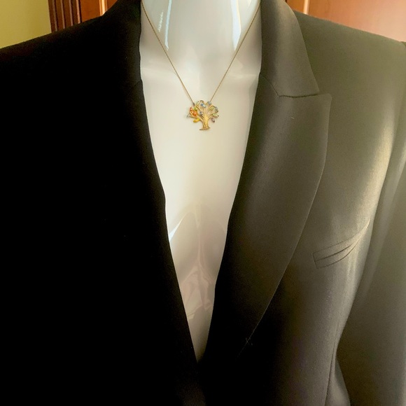 Gold Plated Tree Of Life Pendant Necklace Magnolia gold tone fine string chain - Picture 9 of 10